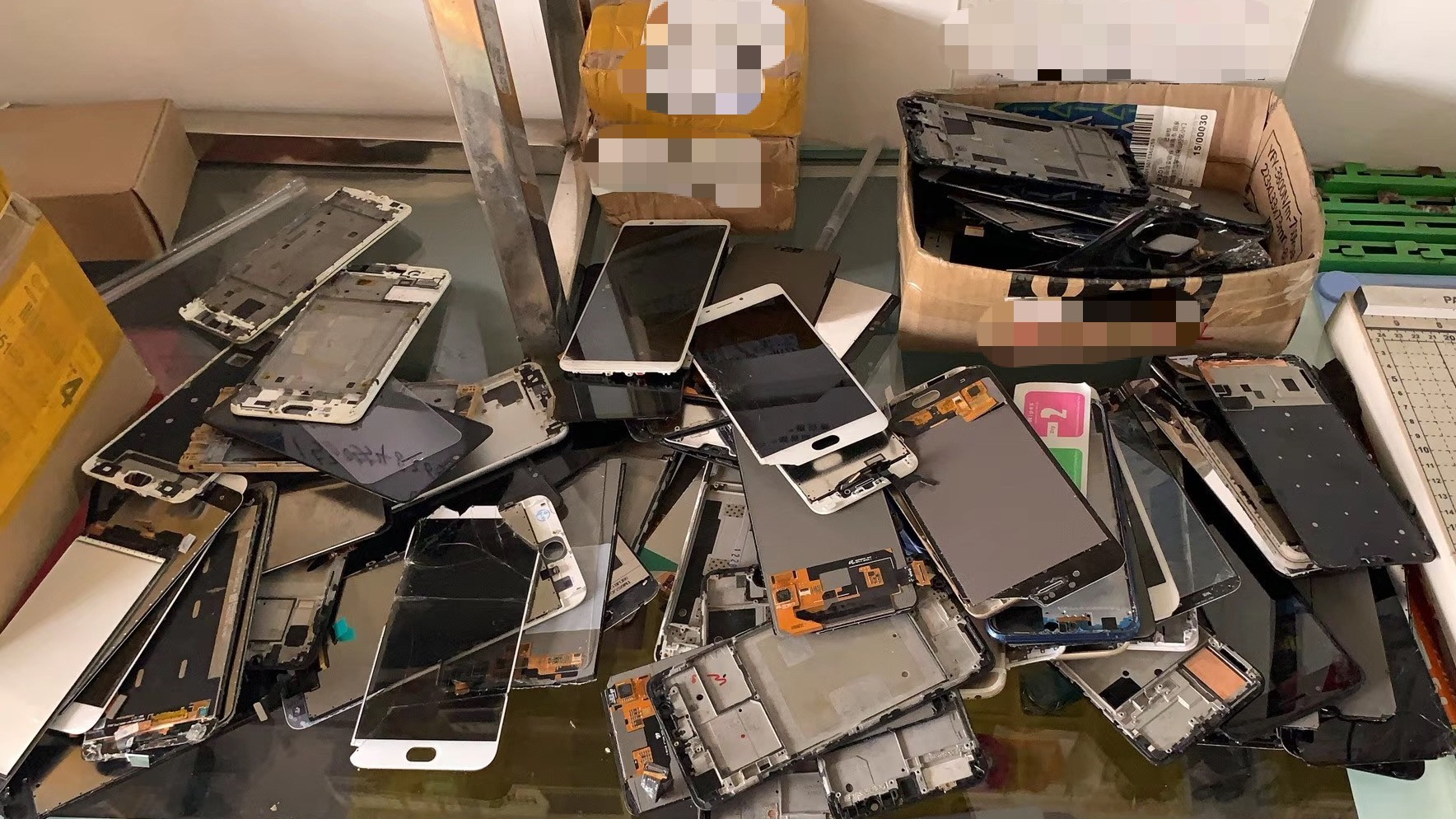 揭秘回收行业：你报废的手机到底去了哪_创事记_新浪科技_新浪网